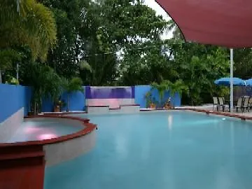 Resort Central Plaza Port Douglas
