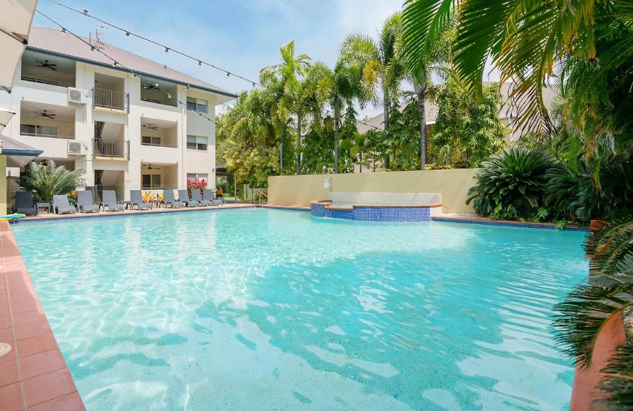 **** Resort Central Plaza Port Douglas Australia