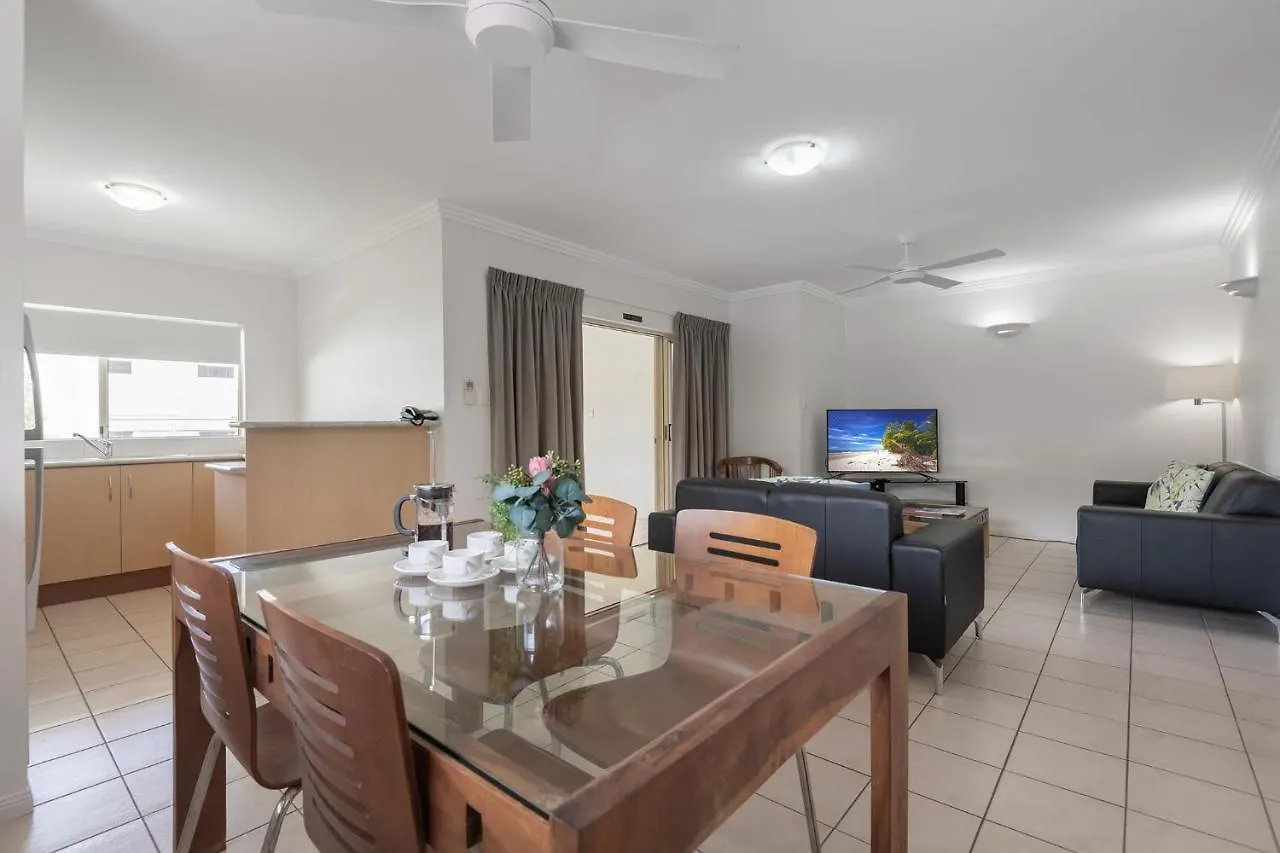 Resort Central Plaza Port Douglas