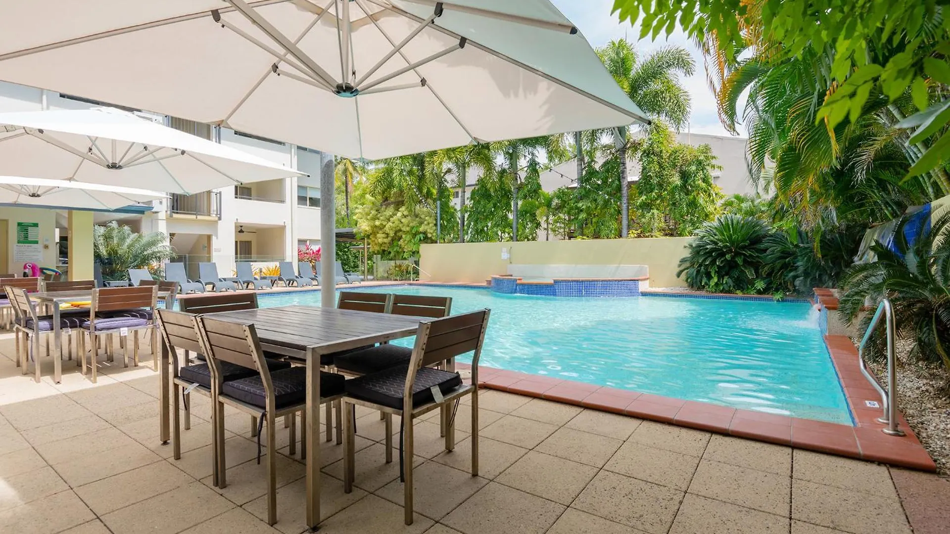 Central Plaza Port Douglas 4*,  Australia