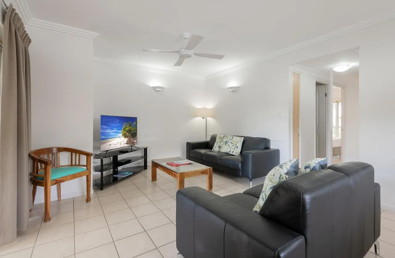 **** Resort Central Plaza Port Douglas Australia