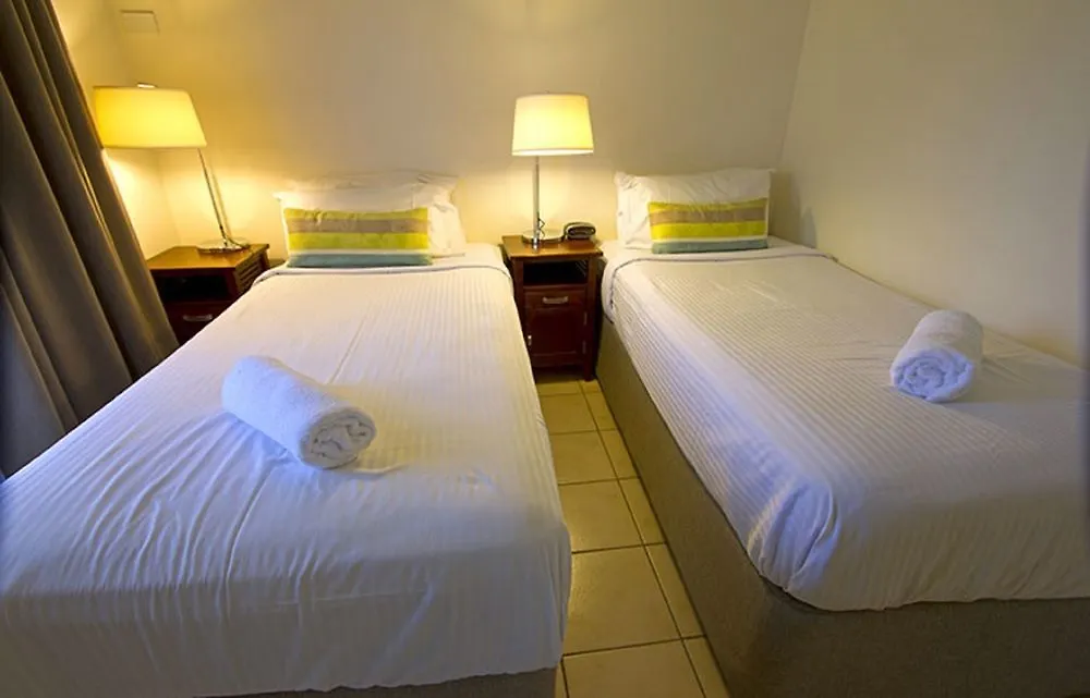 Resort Central Plaza Port Douglas