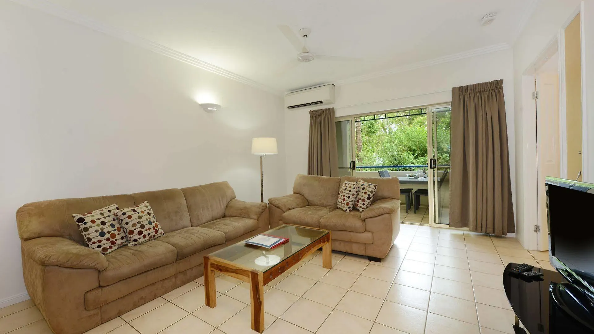 Central Plaza Port Douglas Australia