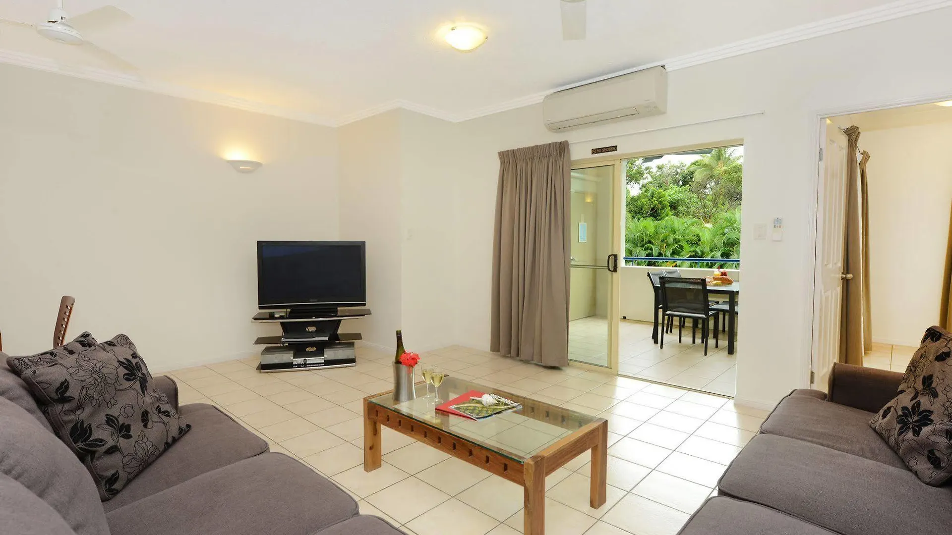 Resort Central Plaza Port Douglas