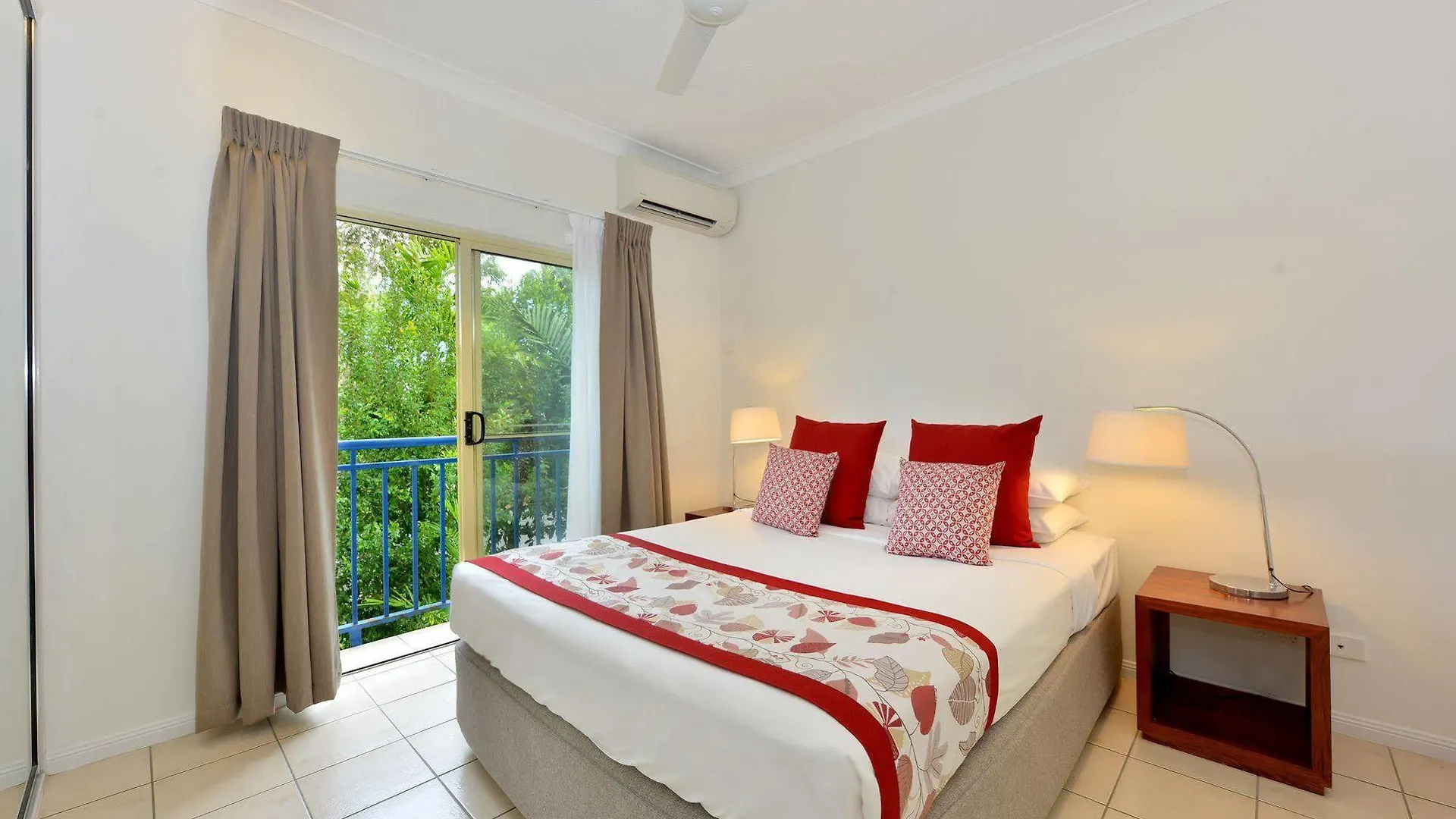 Central Plaza Port Douglas Resort