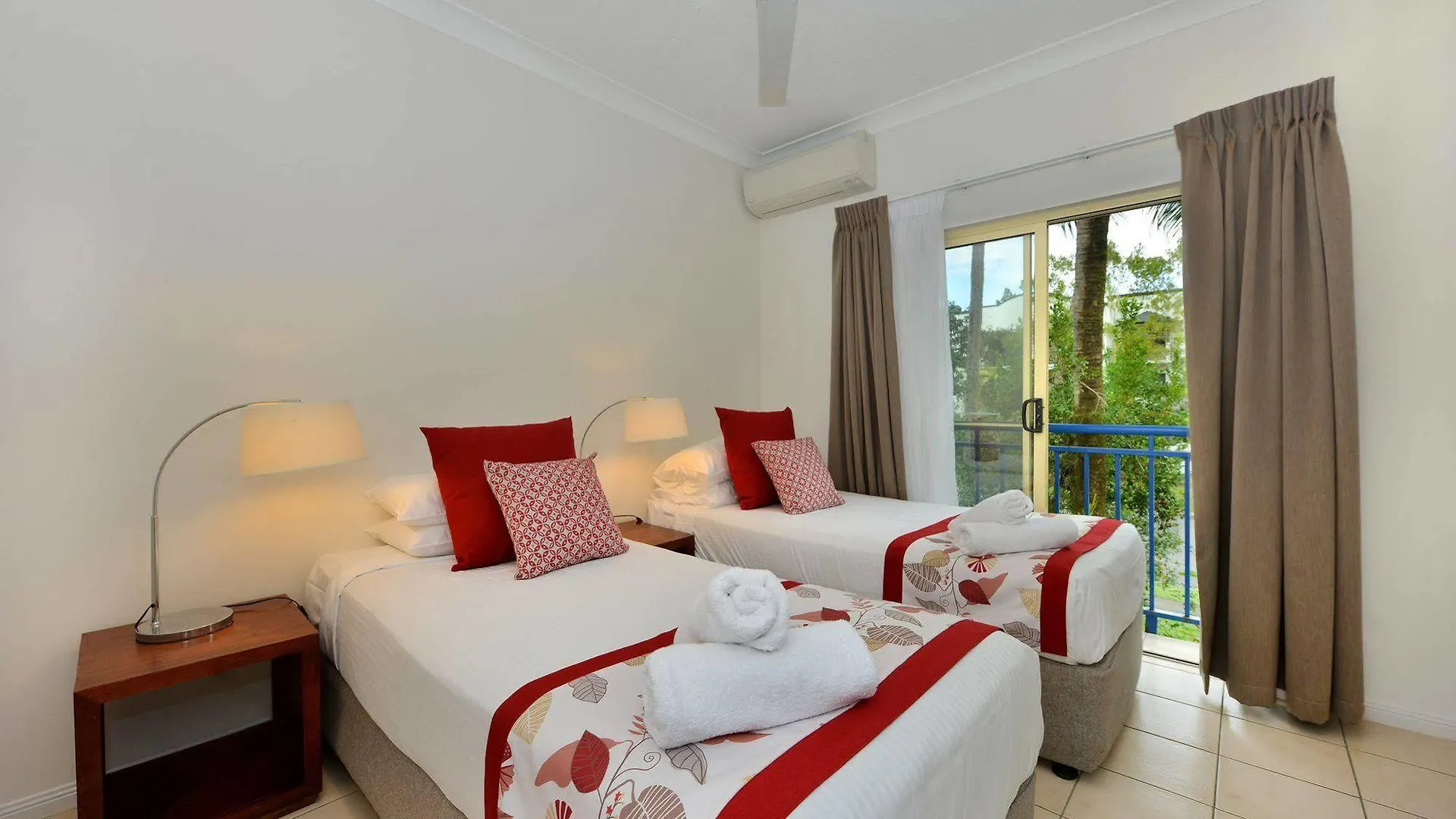 Central Plaza Port Douglas 4*,  Australia